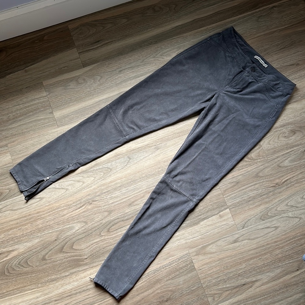 🤍 Calvin Klein Pants